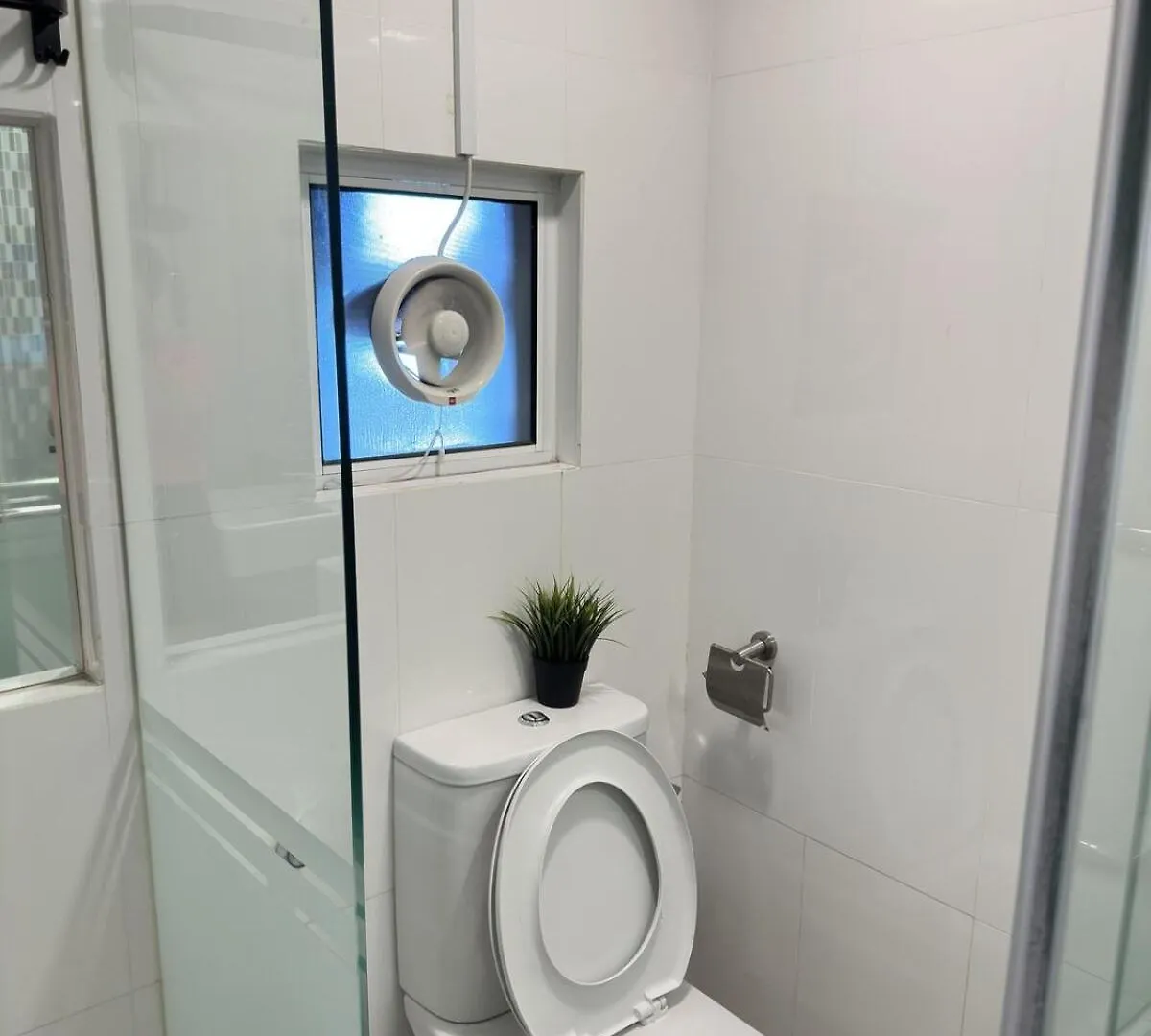 Apartment Amazing Seaview Duplex George Town Maritime Suites 07