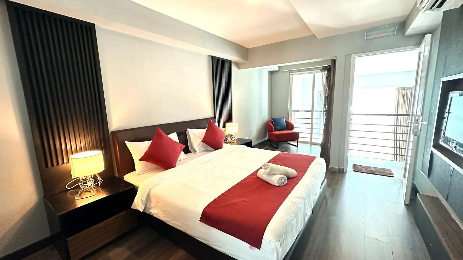Amazing Seaview Duplex George Town Maritime Suites 07