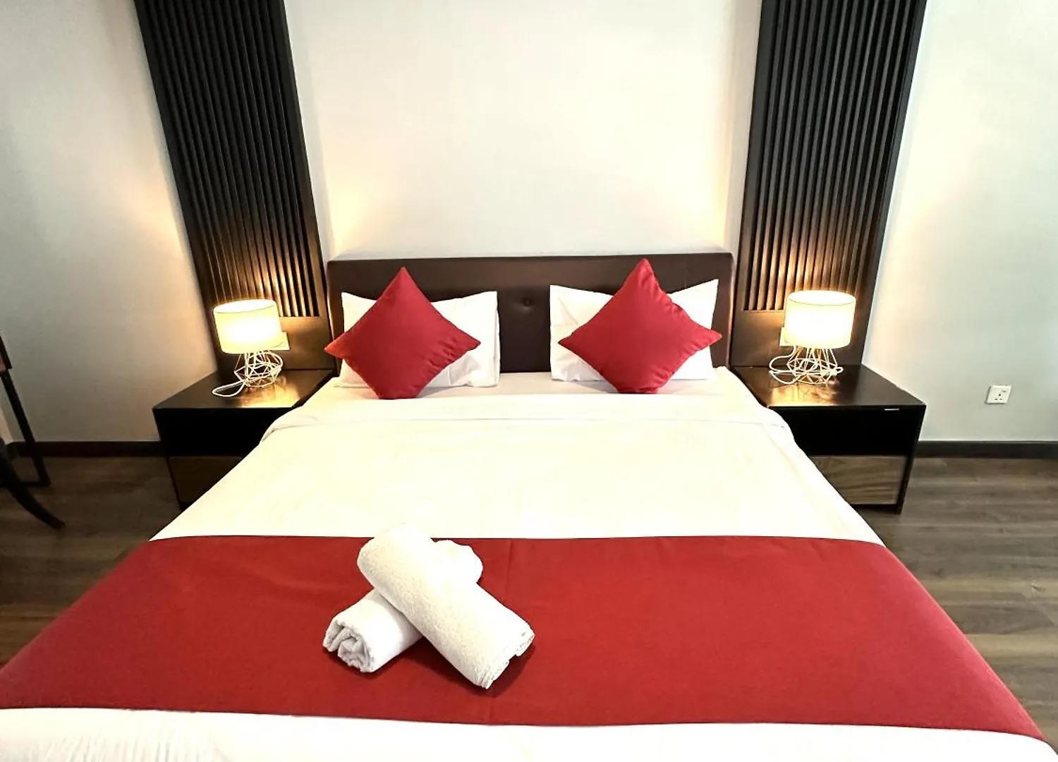 Apartment Amazing Seaview Duplex George Town Maritime Suites 07