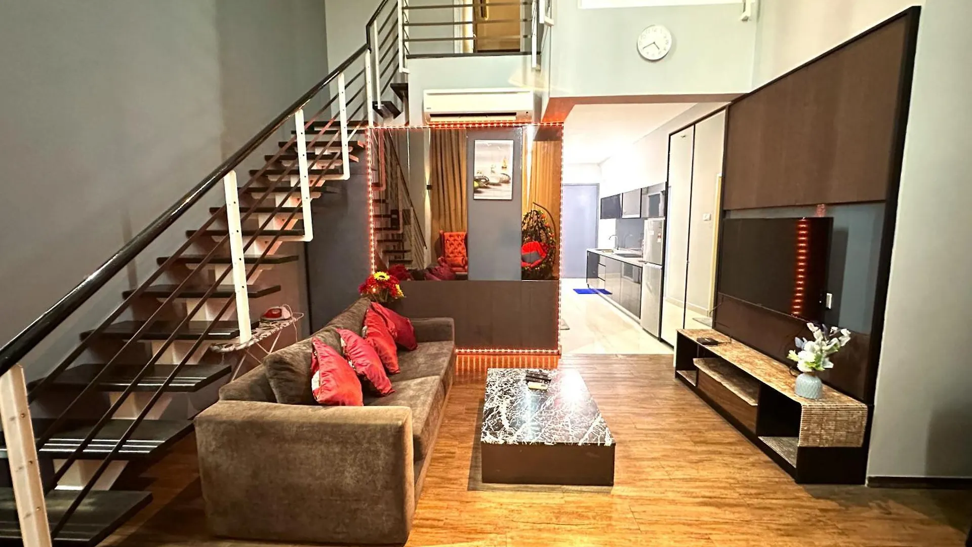 Amazing Seaview Duplex George Town Maritime Suites 07