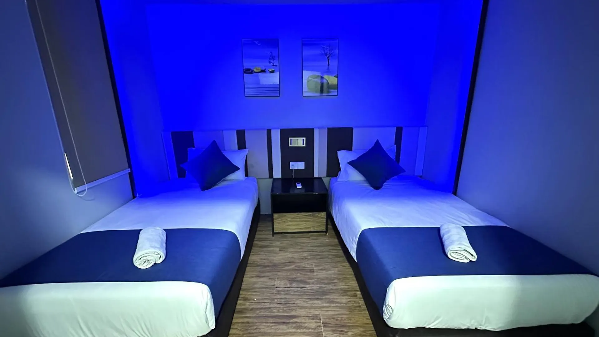 Amazing Seaview Duplex George Town Maritime Suites 07 Ma­lay­sia