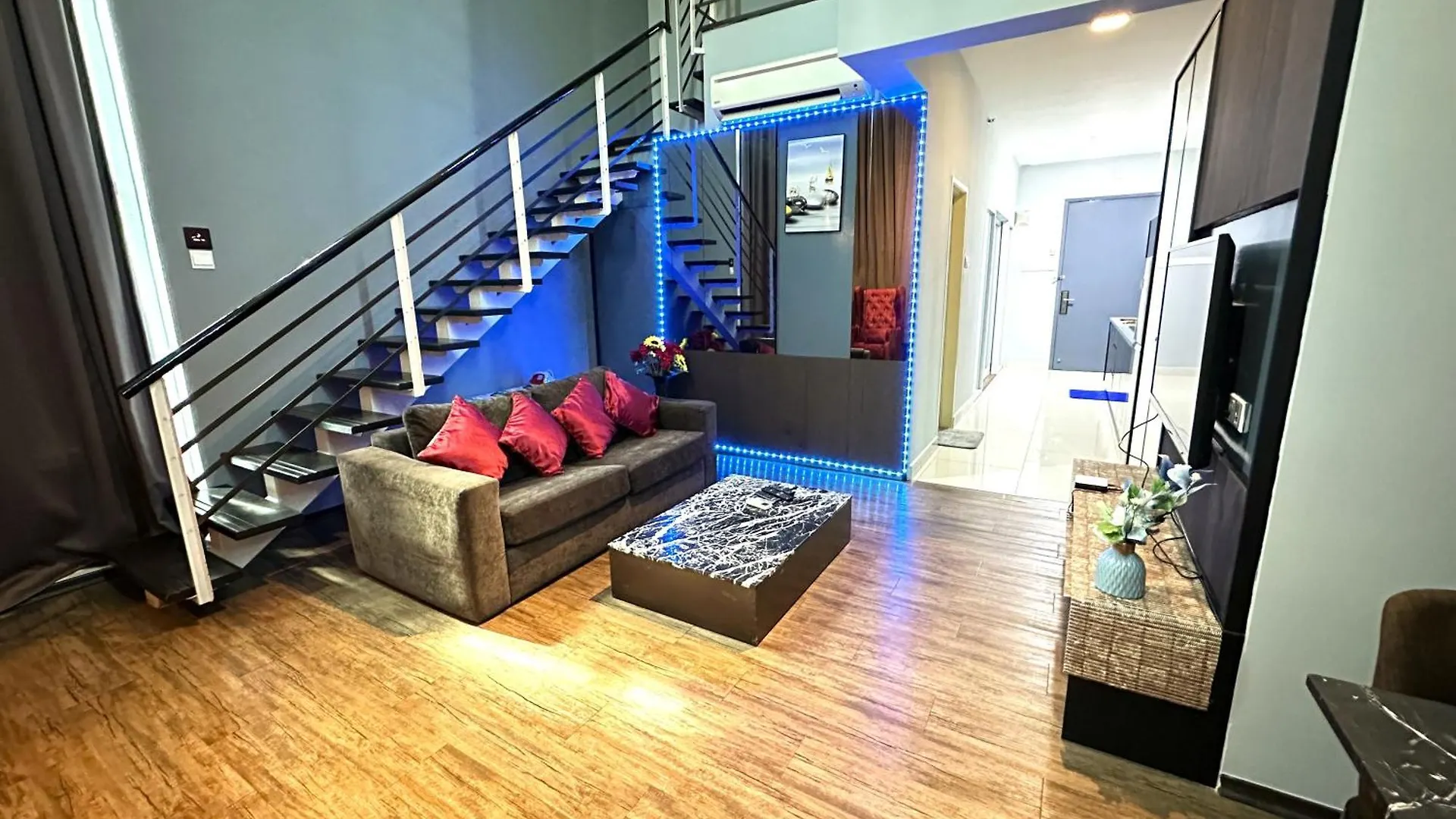 Amazing Seaview Duplex George Town Maritime Suites 07 0*,  Ma­lay­sia