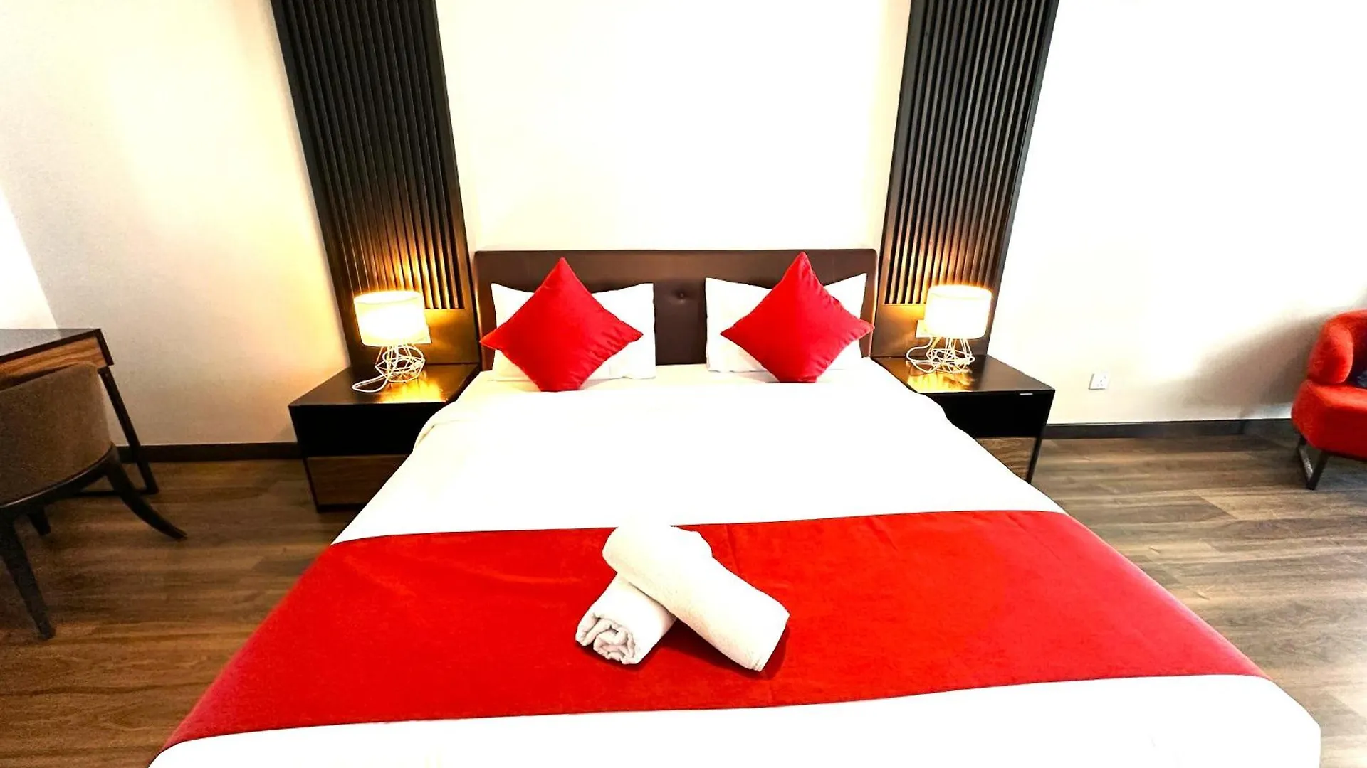 Apartment Amazing Seaview Duplex George Town Maritime Suites 07