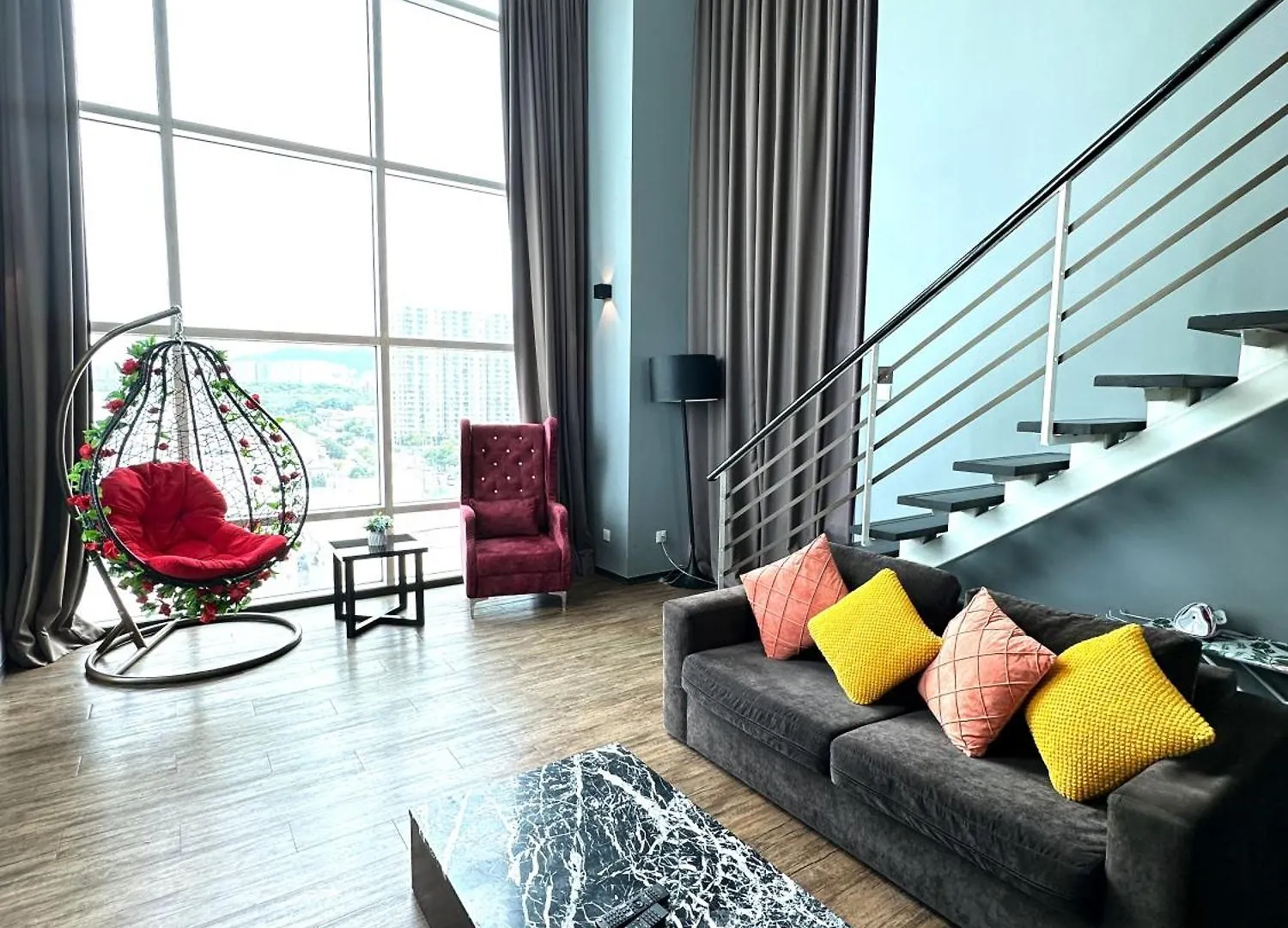 Amazing Seaview Duplex George Town Maritime Suites 07 Malezya